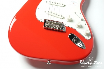 Made in Japan Hybrid II Stratocaster - Modena Red